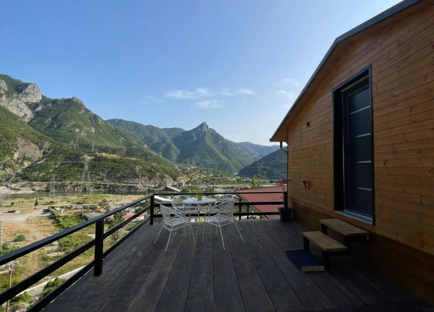 Luxe tent Guest House Panorama Koman Albanië